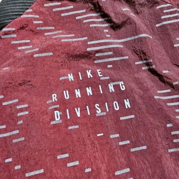 Nike Therma-FIT Repel Reversible Jacket Run Division M Red White DM4626-652 New - Picture 5 of 16